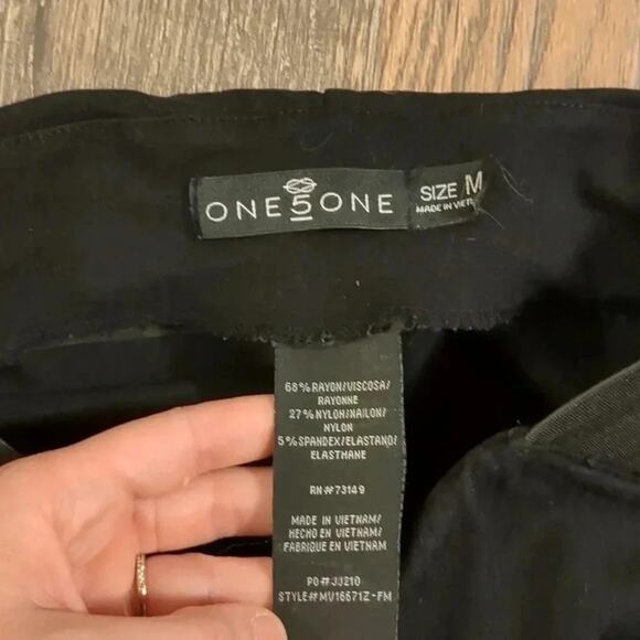 one 5 one elastic waist black trousers size M - Picture 2 of 3
